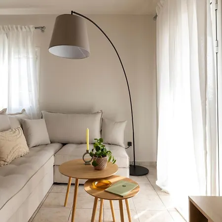 Ursa Minor Tatil Evi Mousata